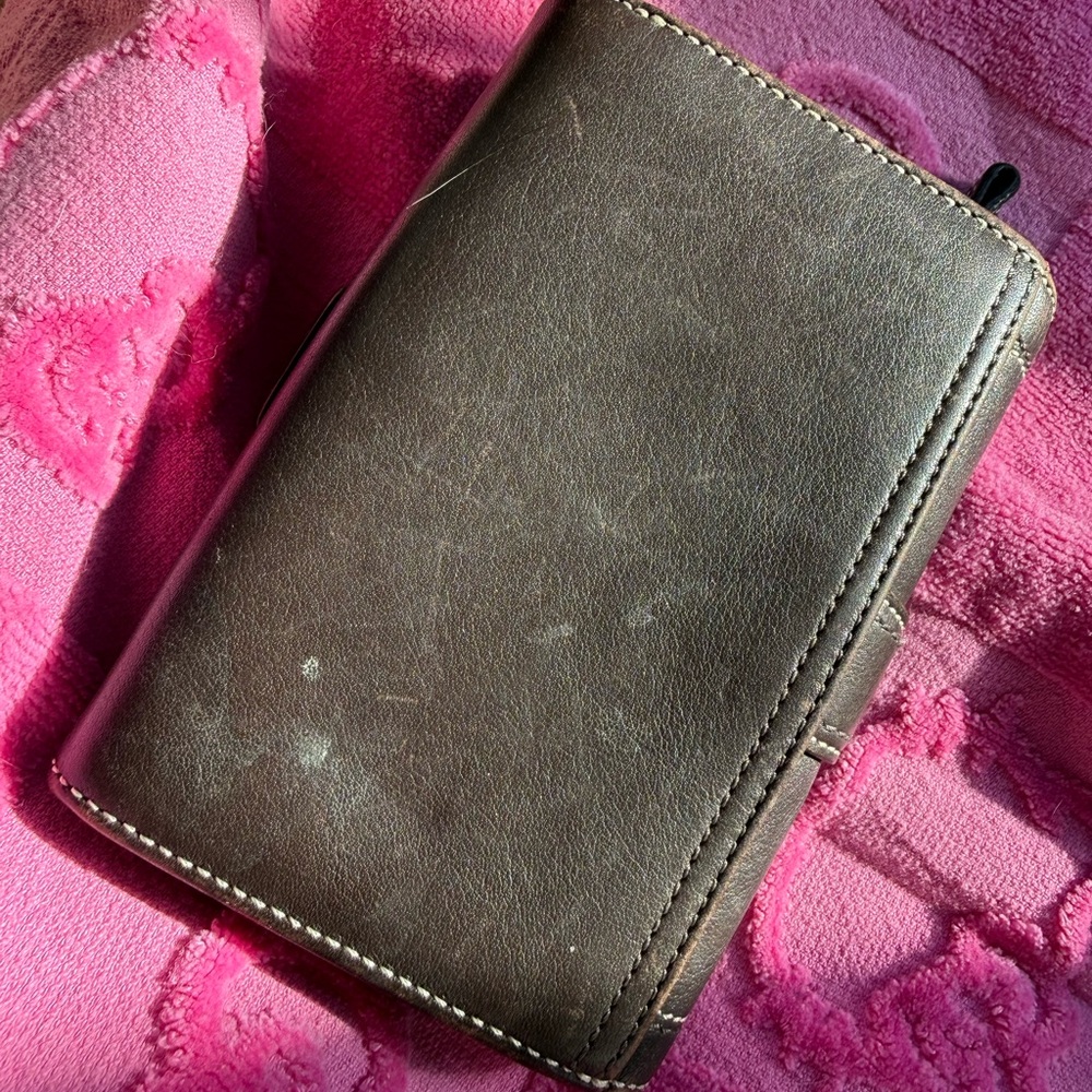 Coach chocolate brown wallet - Picture 5 of 5
